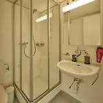 شقة Switzerland