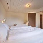 Switzerland شقة *